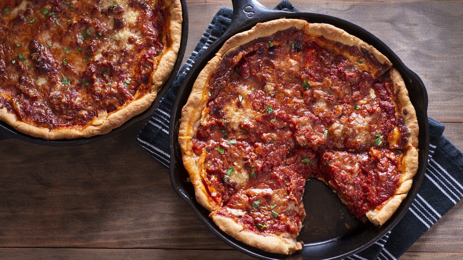 The Topping Mistake That Can Turn Your Chicago-Style Pizza Into Mush - Tasting Table