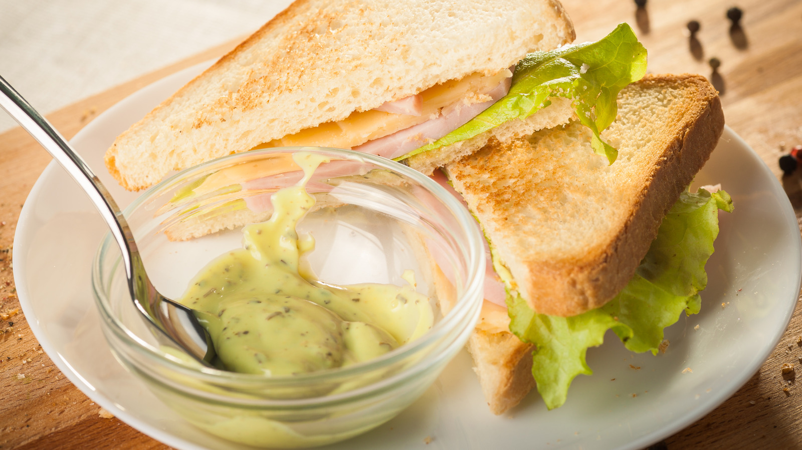 The Trader Joe's Sauce So Good, It Does Double Duty As A Spread For Sandwiches