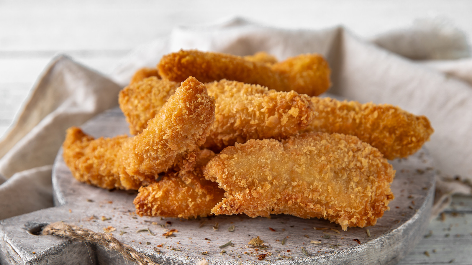 The Trader Joe's Seasoning You Should Be Using On Chicken