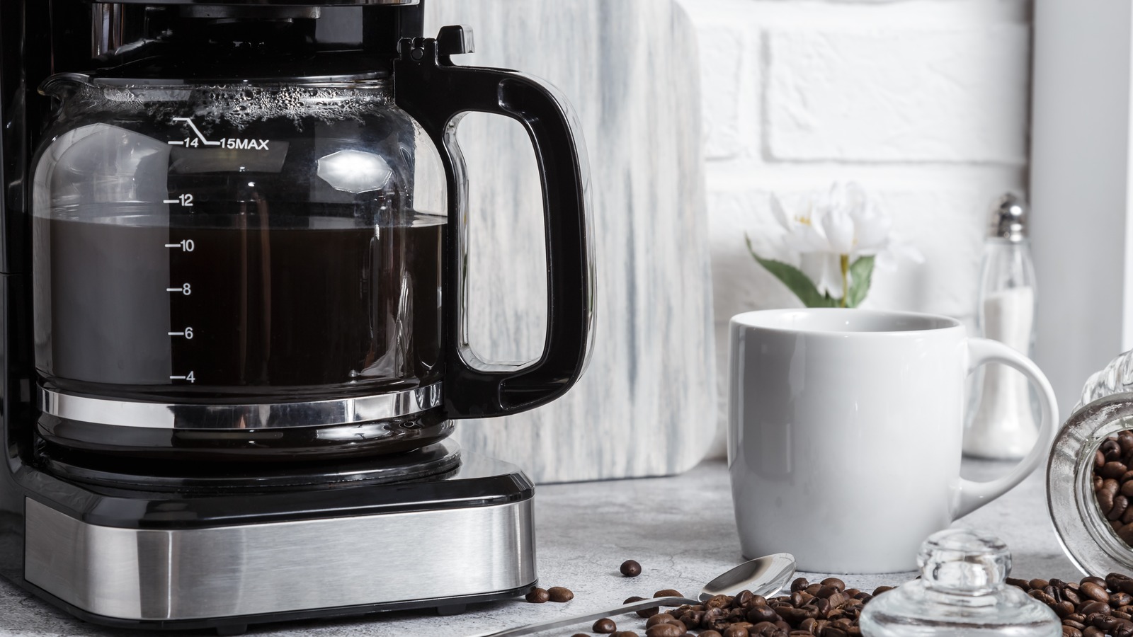 The Trick For Brewing GreatTasting Iced Coffee With A Drip Maker