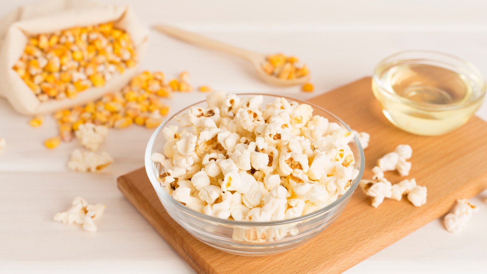 The Trick To The Crispiest Homemade Popcorn Is Simply Using More Oil