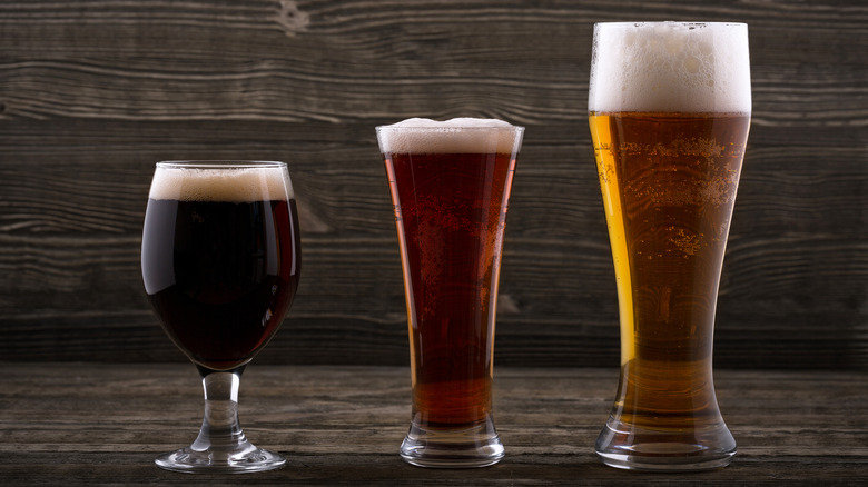 types of beer in different glasses