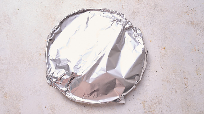 covering steak with foil