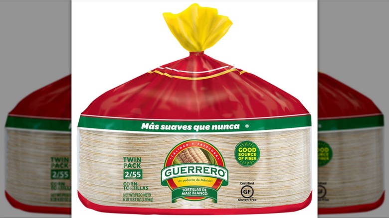 Guerrero 6-Inch White Corn Tortillas with white background
