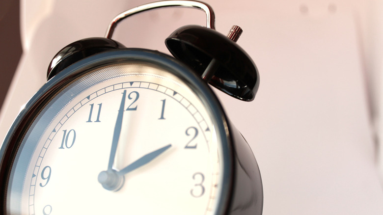 Alarm clock set to 2:00