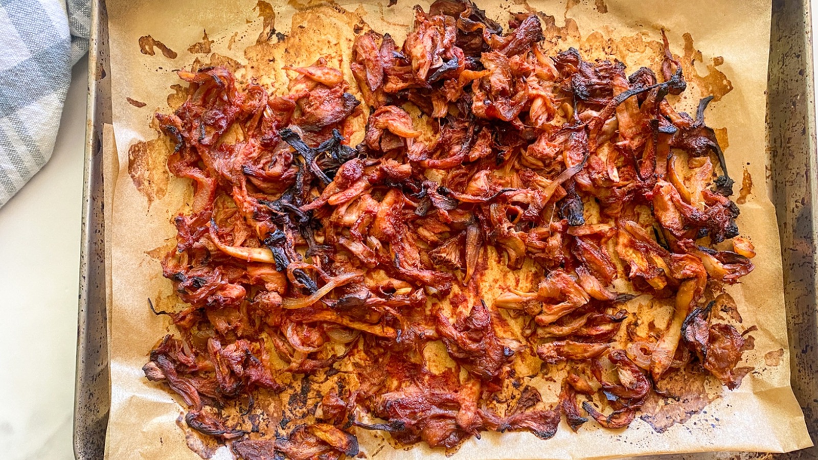 The Ultimate Vegan Tip For A Masterful Meat Substitute? Shredded Mushrooms