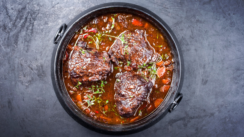 braised beef in slow cooker