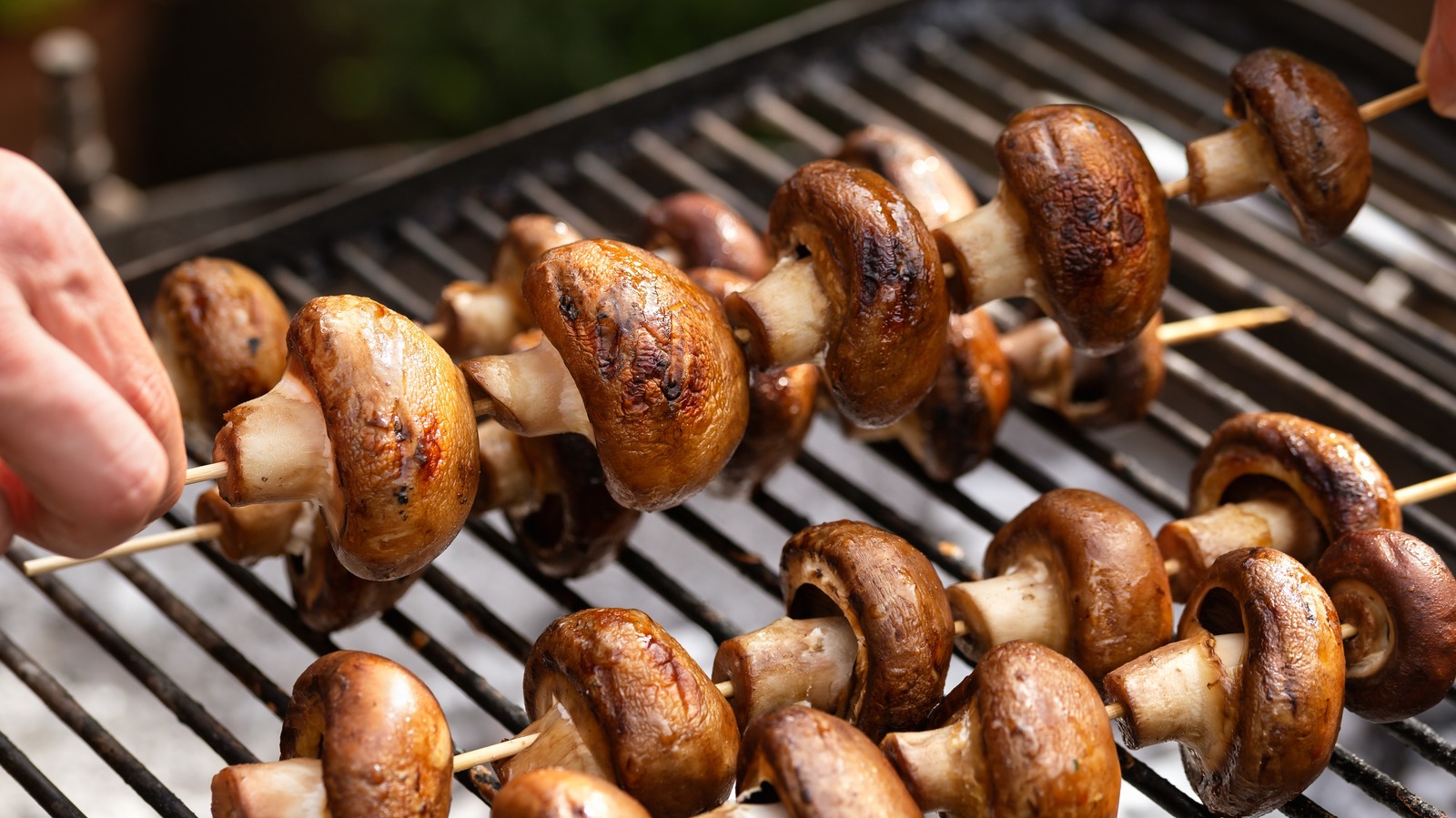 The Unexpected Way To Get Perfectly Grilled Mushrooms