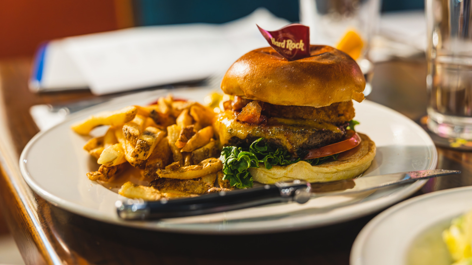 The US City With The Biggest Hard Rock Cafe Location In The World - Tasting Table