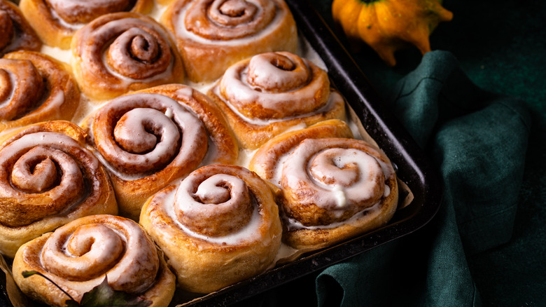 A tray of iced cinnamon buns
