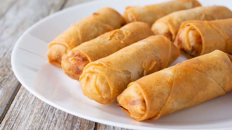 Egg rolls on a plate 
