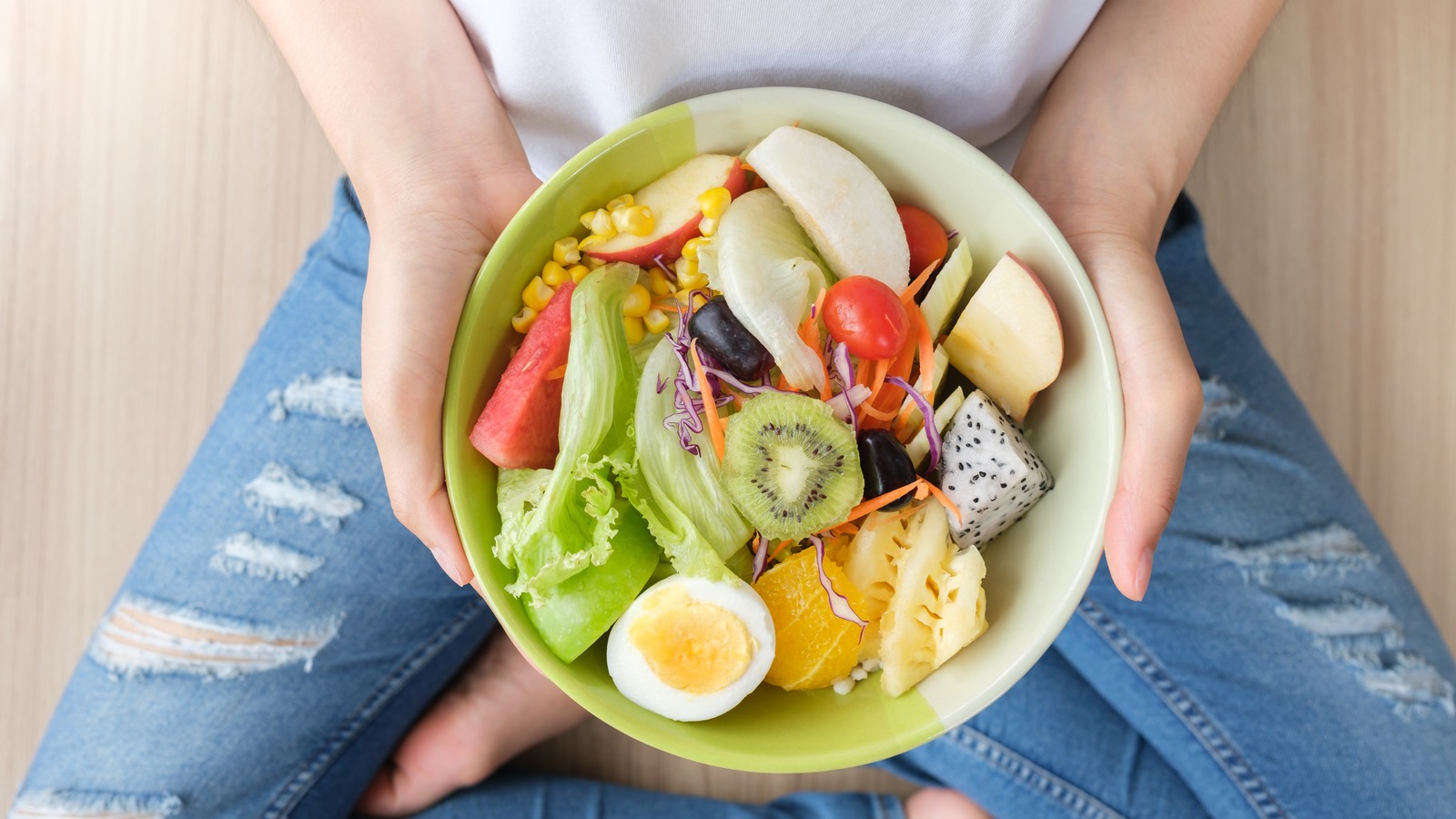 The WasteConscious Breakfast Hack Perfect For Leftover Salad
