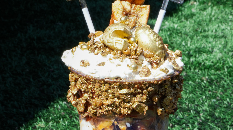 A product image of the Cinna Smash Sundae from Levy Restaurants