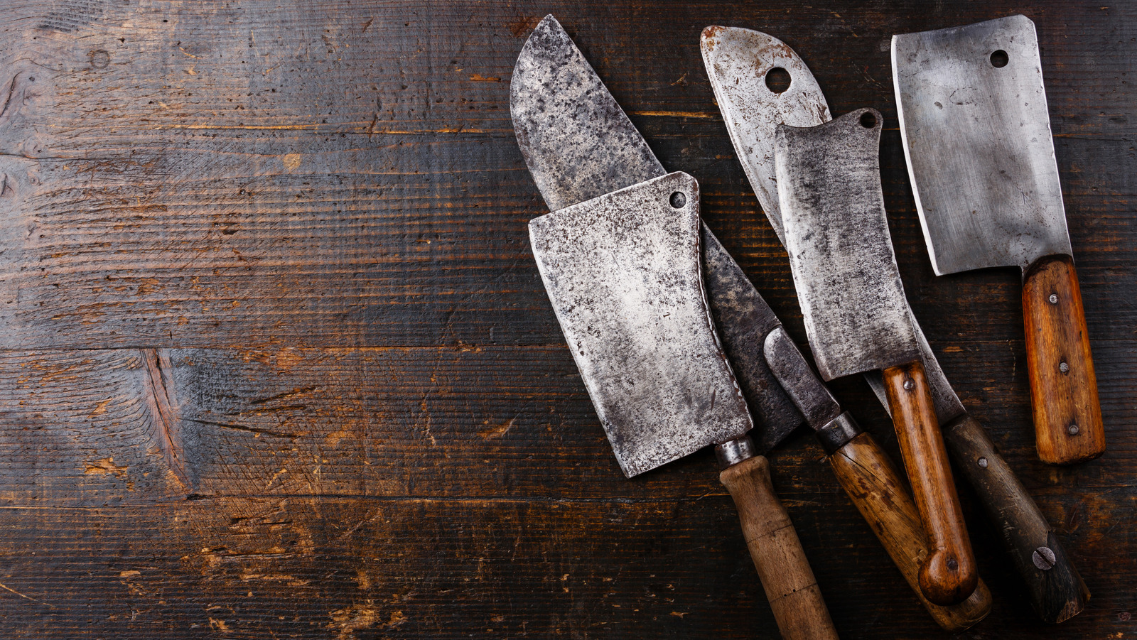 The Wine Cork Hack For Polishing Rusty Kitchen Knives