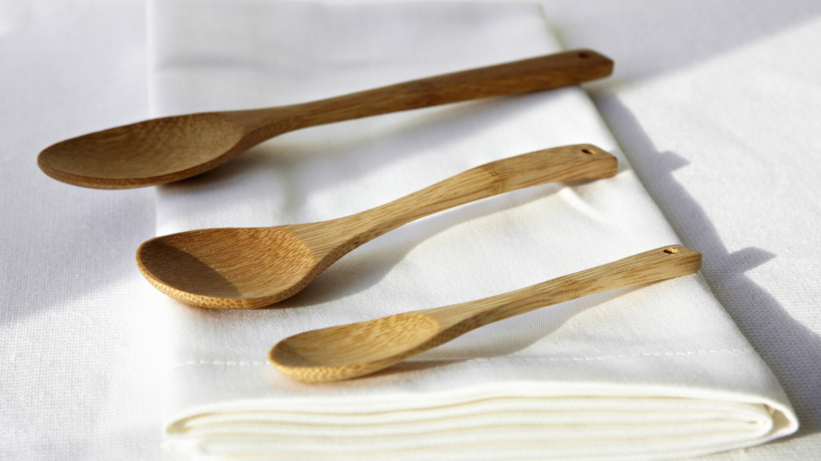 The Wooden Spoon Cleaning Mistake That Can Make You Sick - Tasting Table
