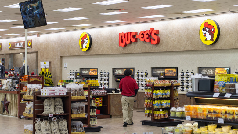 Buc-ee's store bakery and drink station
