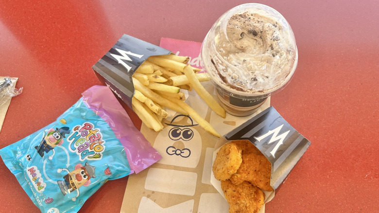 Wendys kids meal with Oreo Frosty