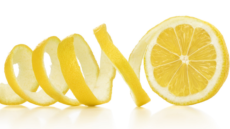 spiralled lemon peel