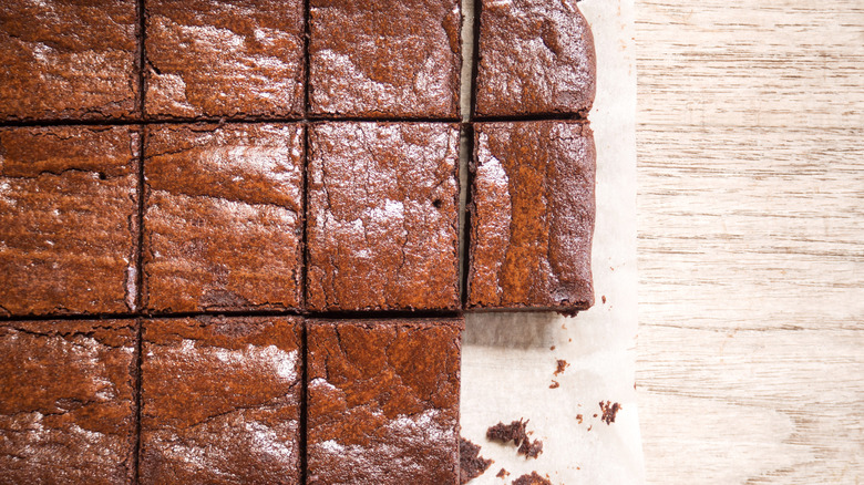 overhead shot of cleanly cut brownies squares