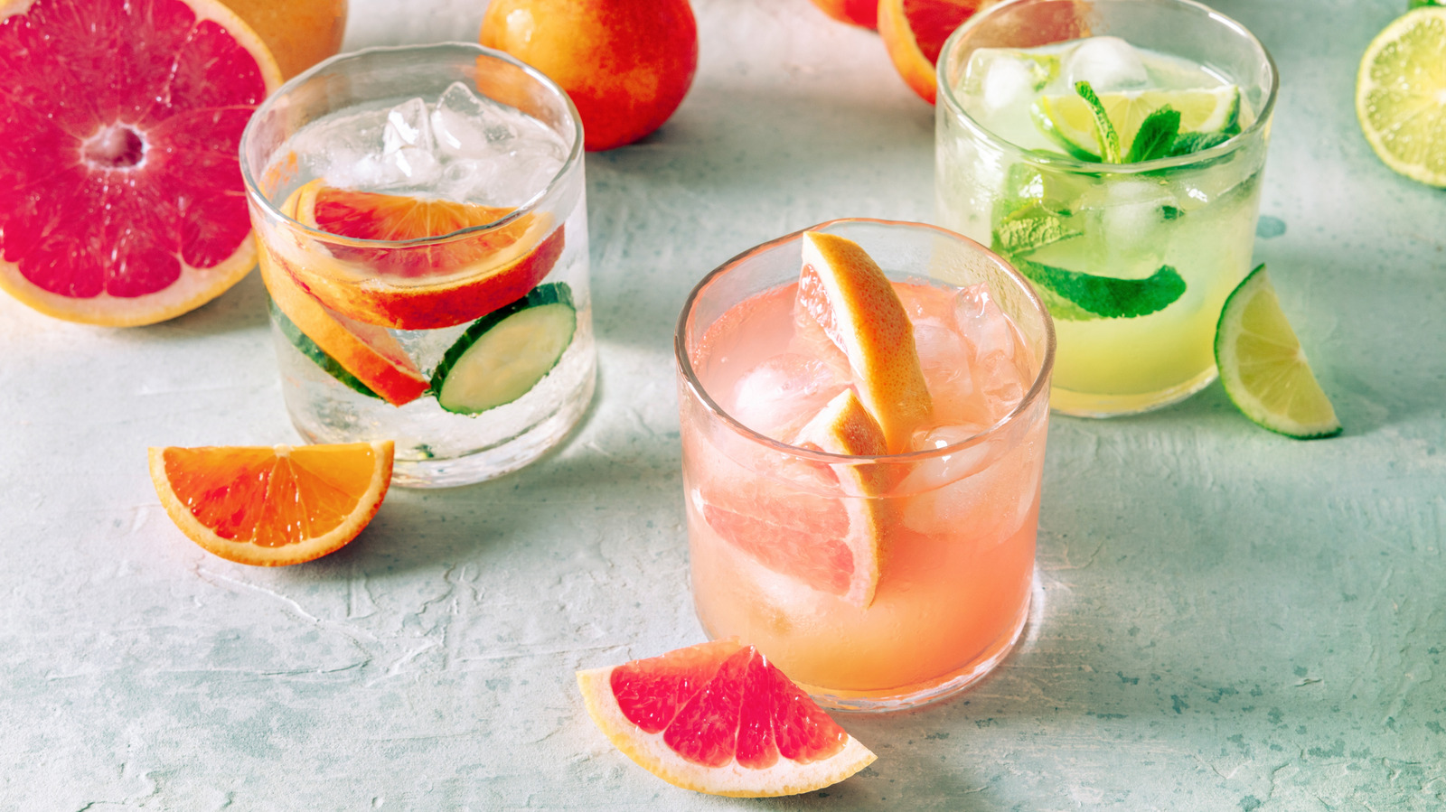 These 11 LaCroix Flavors Make The Perfect Crowd-Pleasing Summer Spritzes
