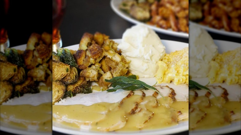 Yard House sign outside the restaurant