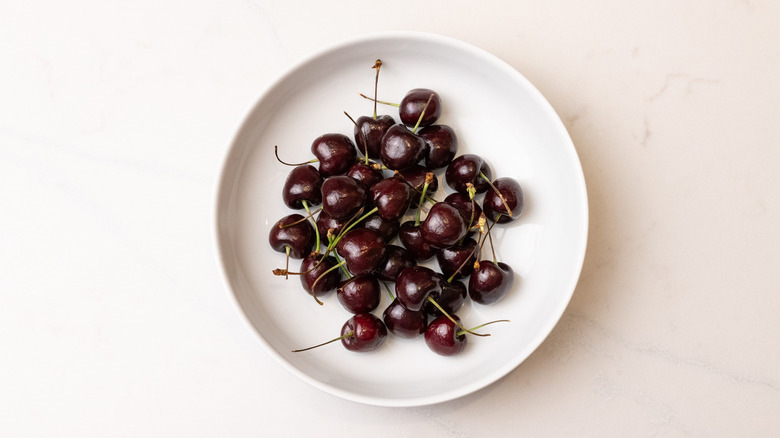 fresh cherries in a bowl