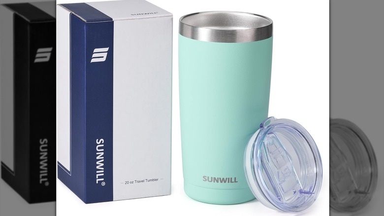 Stock image of the Sunwill Travel Insulated Mug in mint green