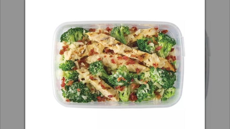 Higher Harvest Protein Lifestyle Meal Chicken Uncured Bacon Ranch selection in a deli container on a white background