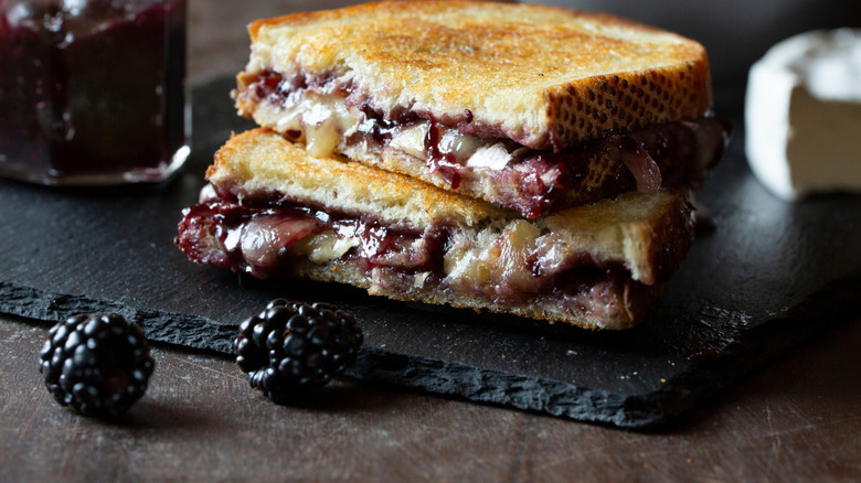 Grilled cheese with brie and blackberry jam