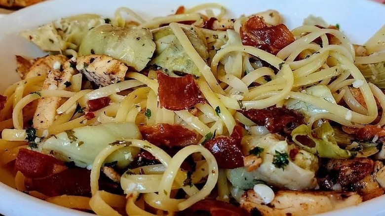 Chicken and artichoke linguini at RigaTony's