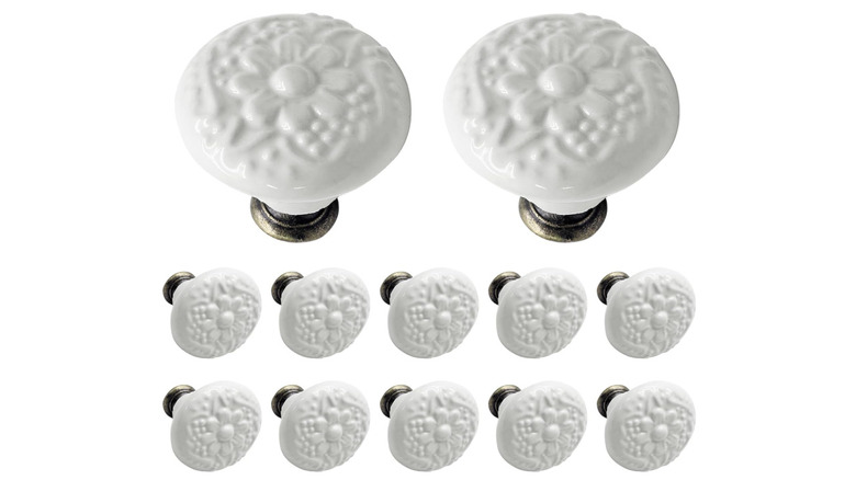daisy cabinet knobs