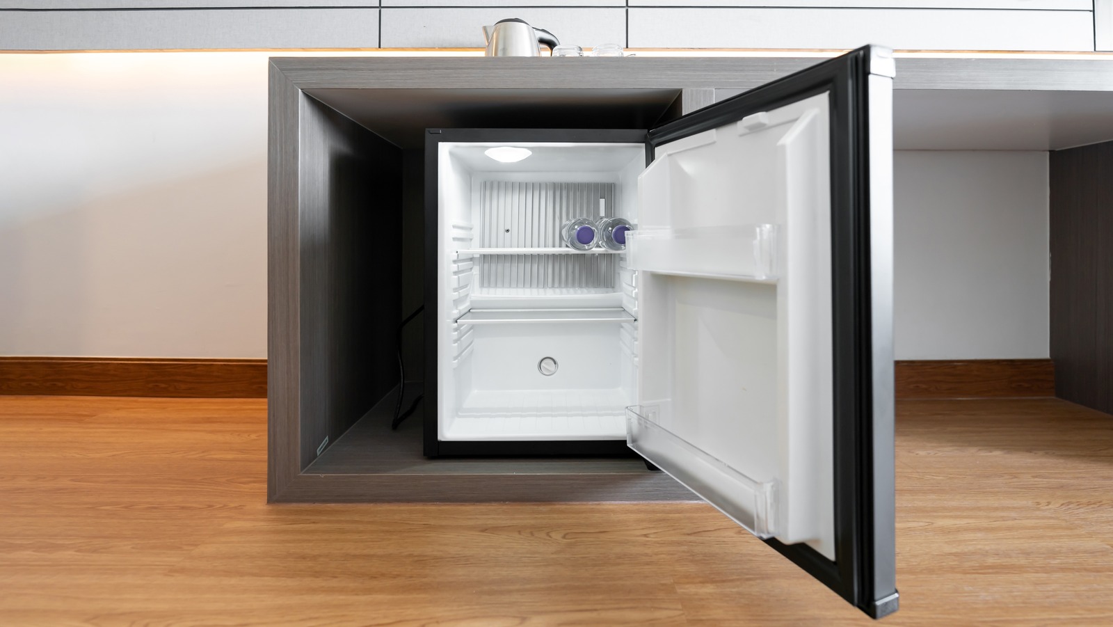 Think Twice Before You Store Leftovers In The Hotel Mini Fridge