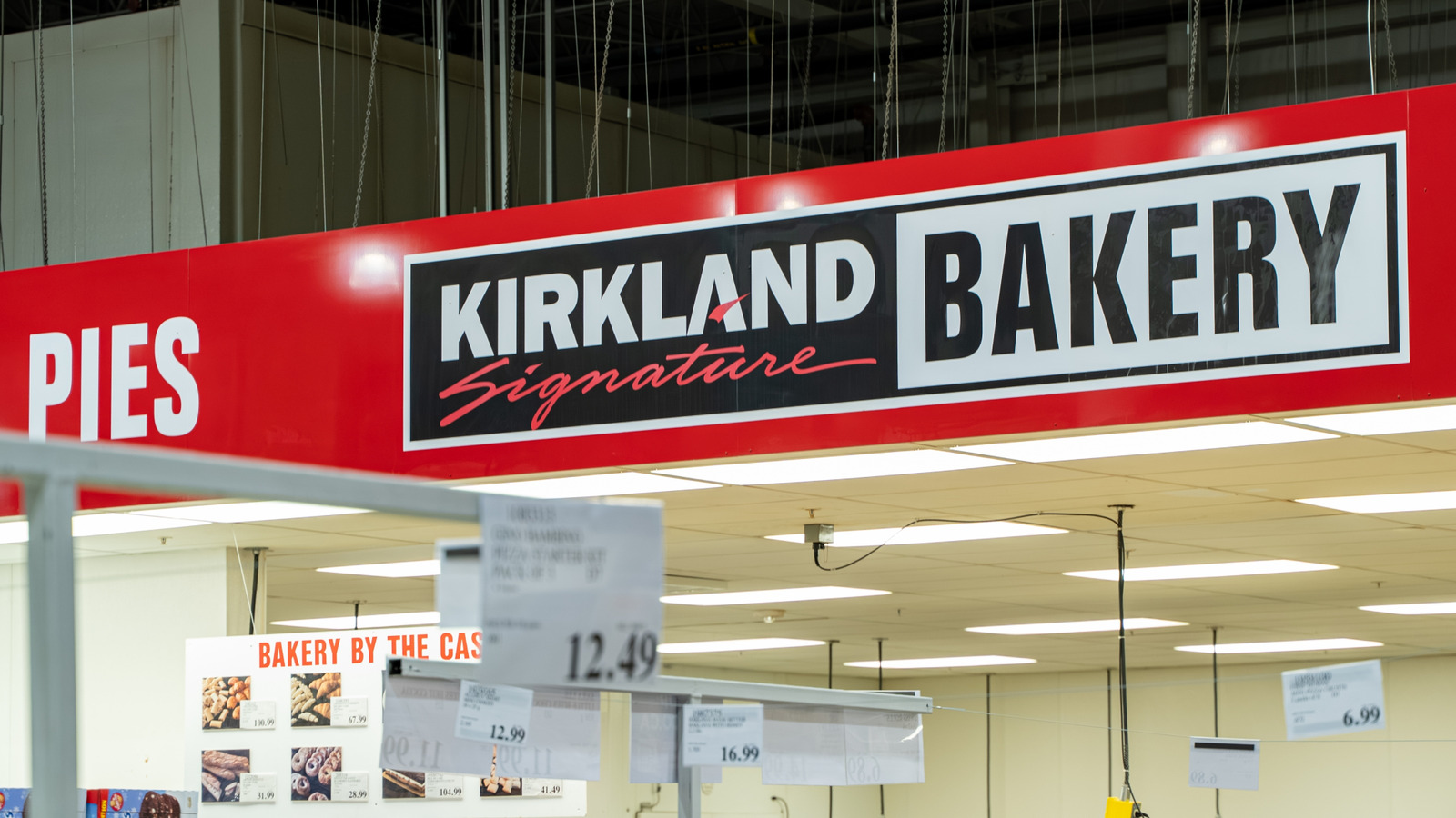 This 3-Pound Pie Under $6 Just Returned To Costco And Customers Are Swooning