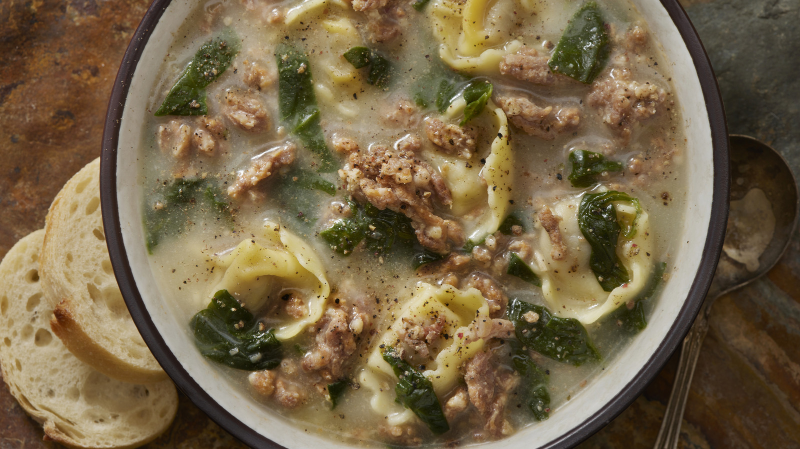 This 4-Minute Sam's Club Italian Comfort Meal Feeds 14 For Under $12 - Tasting Table