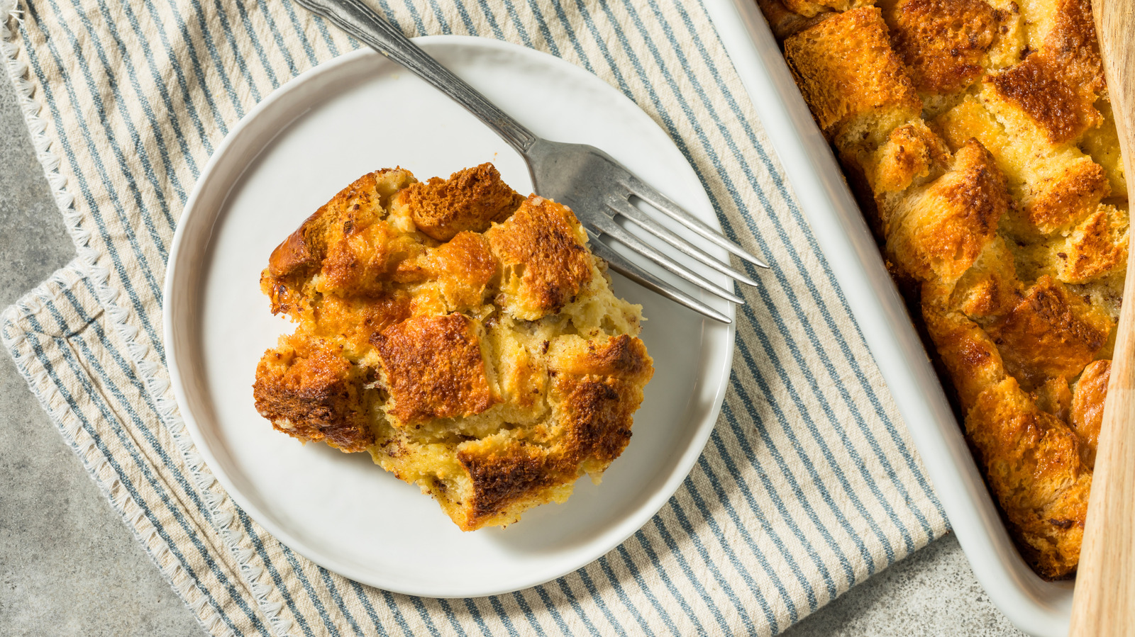 This Aldi Bakery Item Is My Secret To A Divine Bread Pudding - Tasting Table