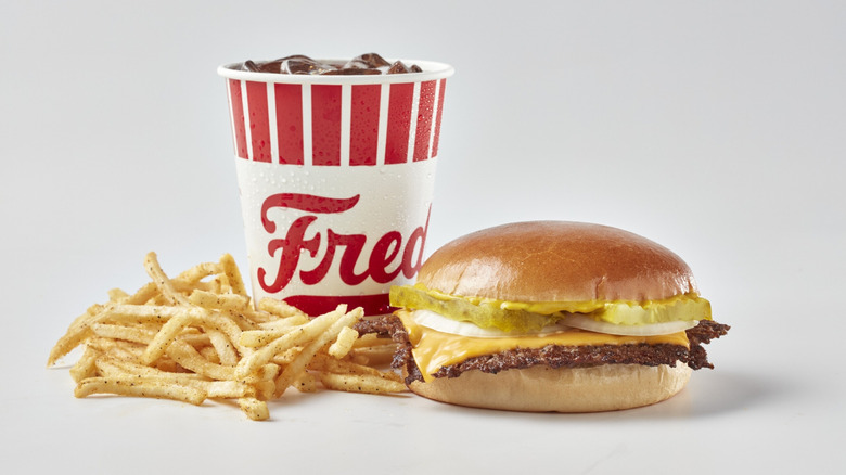 A Freddy's senior meal with a cheeseburger, fries, and drink