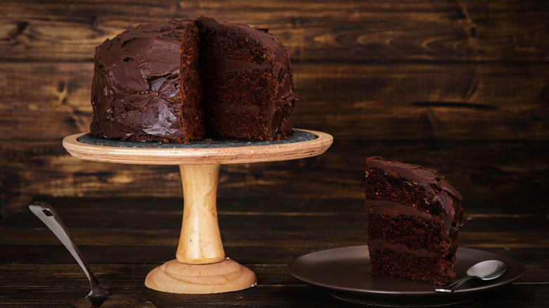Devil's food cake