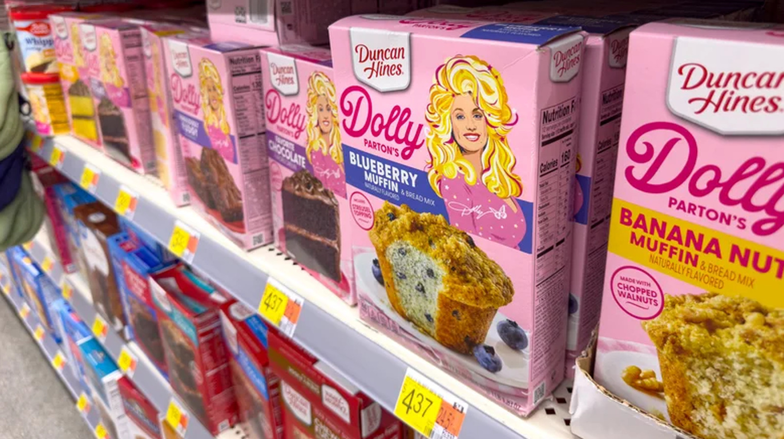 This Chocolatey Dolly Parton Baking Mix Outshines The Cornbread And Biscuits