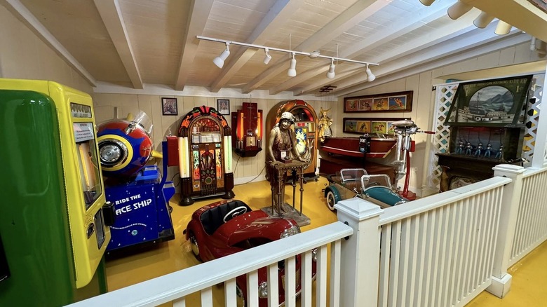 vintage decor inside The Bubble Room restaurant