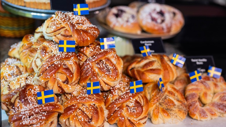 Swedish cinnamon buns