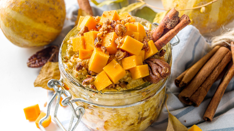 bowl of pumpkin overnight oats with cinnamon