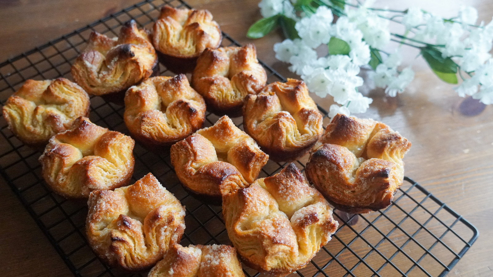This Fan-Favorite Trader Joe's French Pastry Is Back Just In Time For The Holidays - Tasting Table