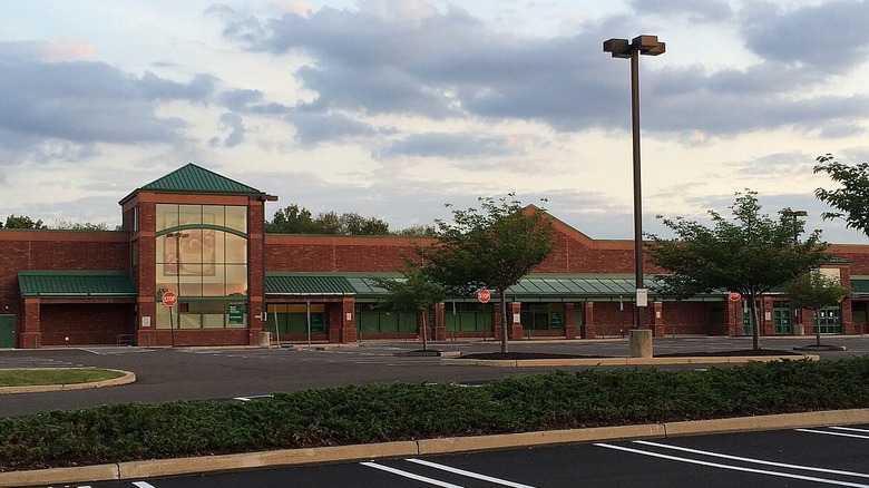 Former Genuardi's store front