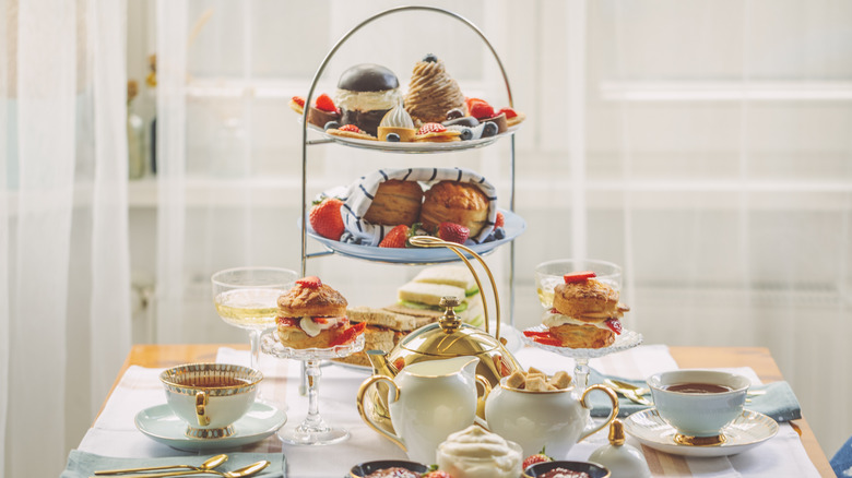 English-style afternoon tea