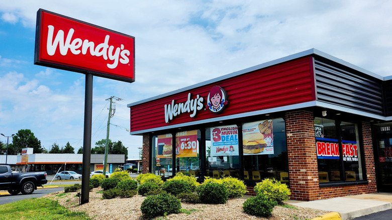 Wendy's exterior