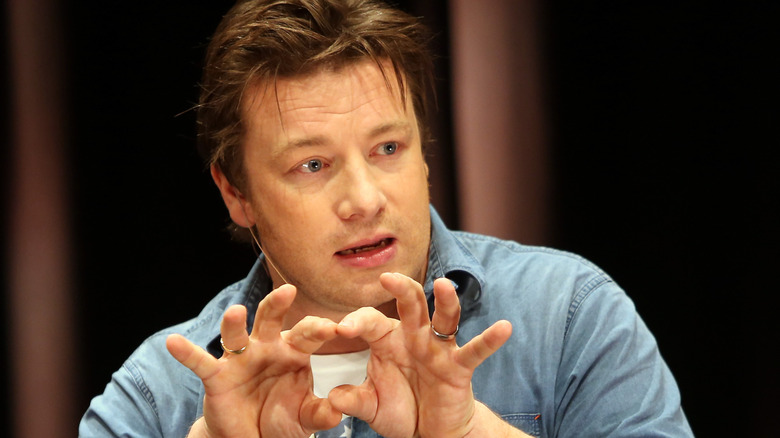 Jamie Oliver gesturing