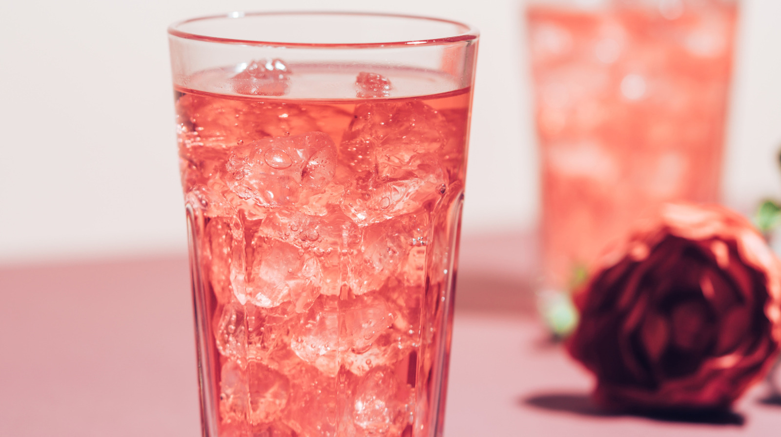 This Mexican Iced Tea Made From Pink Flowers Is A Refreshing Summer Must-Have