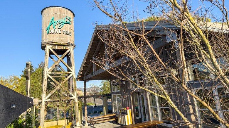 The exterior of Amy's Drive Thru located in Rohnert Park, California