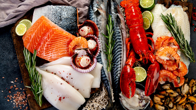 Assorted seafood platter