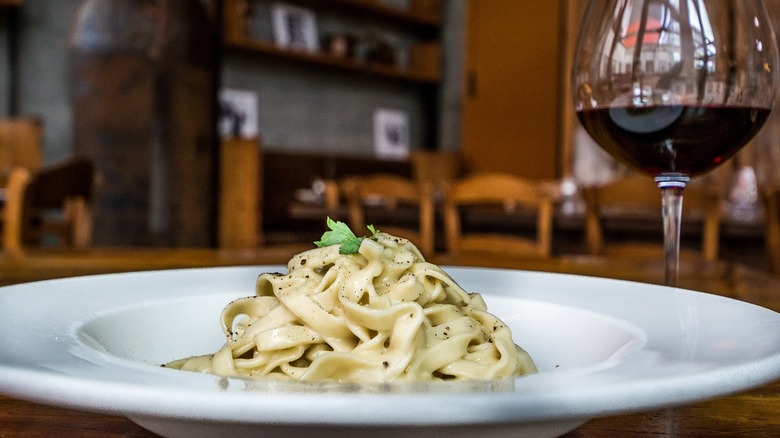 This Seattle Spot Is Washington's Best Italian Restaurant, According To Customers